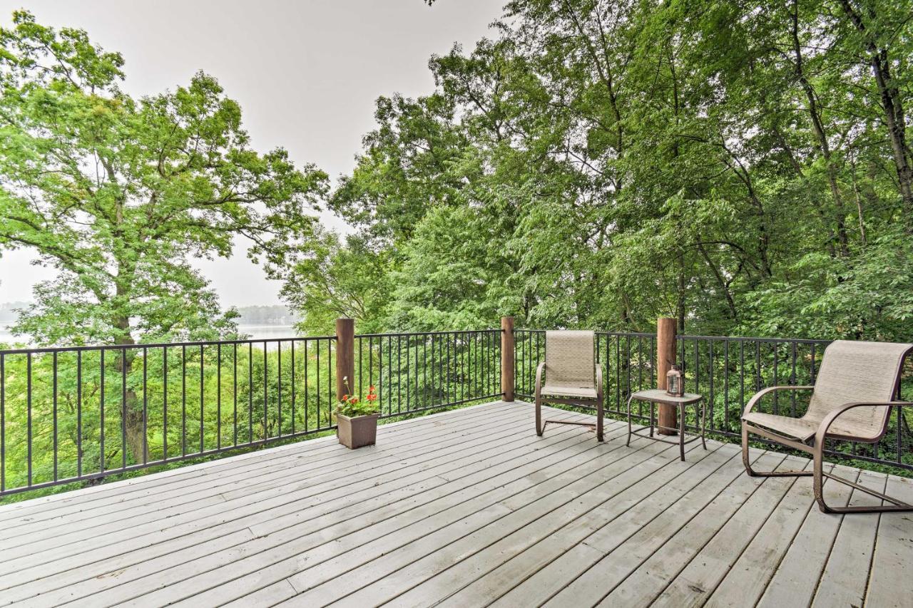Cozy Amish Country Cabin On Shipshewana Lake! Exterior foto